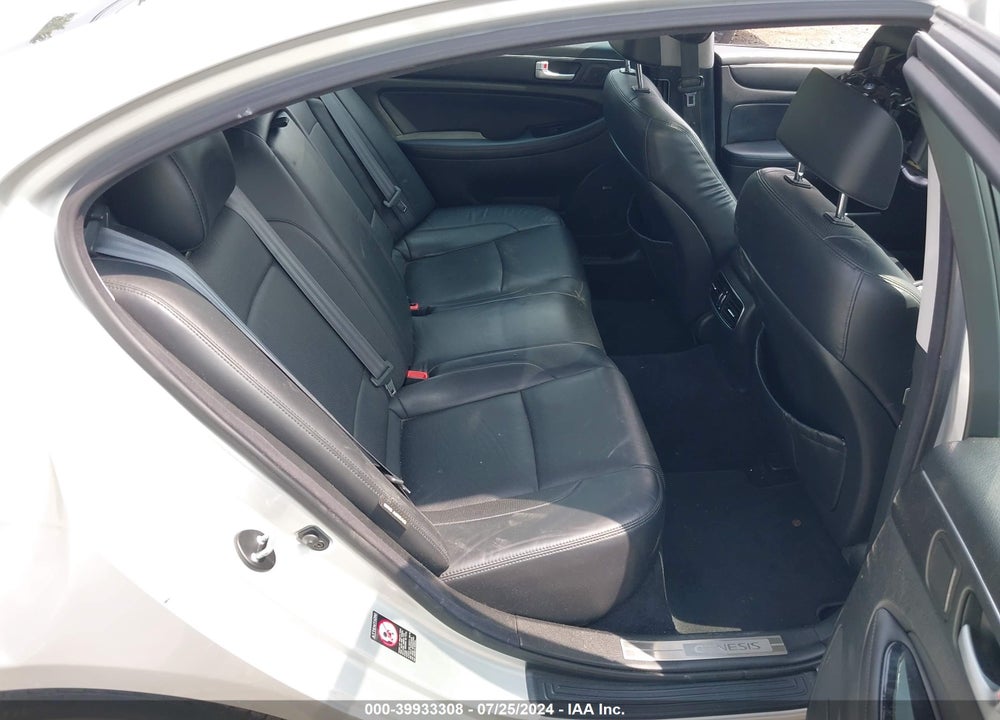 2013 HYUNDAI GENESIS 3.8 VIN: KMHGC4DD1DU222034