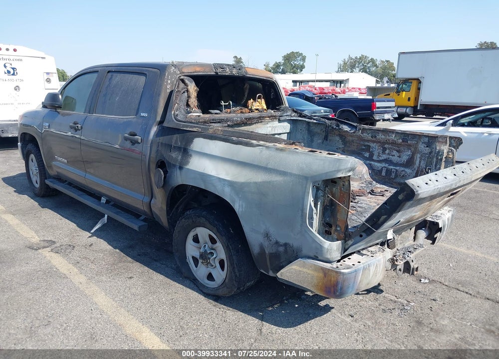 2016 TOYOTA TUNDRA SR5 5.7L V8 VIN: 5TFEY5F18GX211217