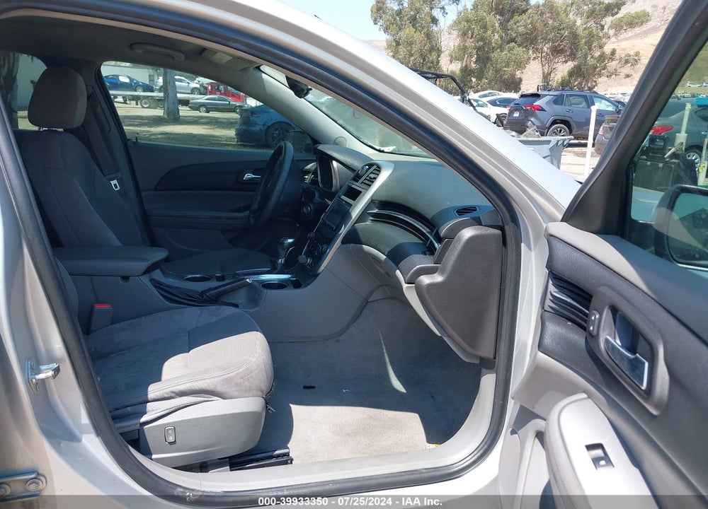 2015 CHEVROLET MALIBU LS VIN: 1G11A5SL5FU128038
