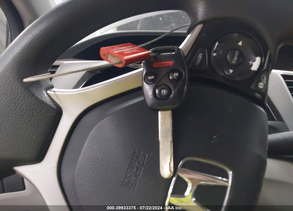 2012 HONDA CIVIC VIN: 2HGFG3B51CH553709