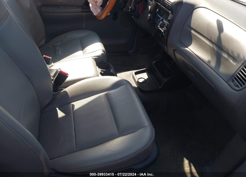 2011 FORD RANGER XL VIN: 1FTKR1AD2BPB02206