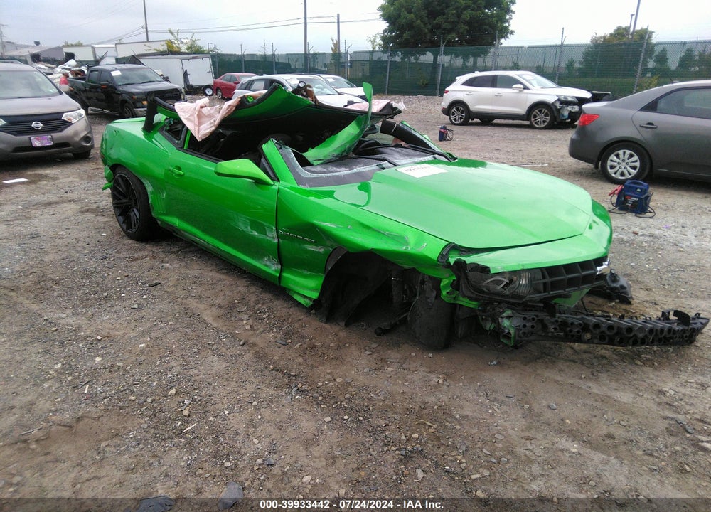2011 CHEVROLET CAMARO LT VIN: 2G1FB1ED4B9138647