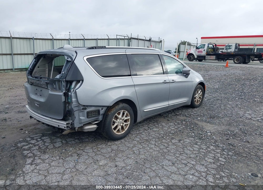 2020 CHRYSLER PACIFICA TOURING L VIN: 2C4RC1BG1LR279600