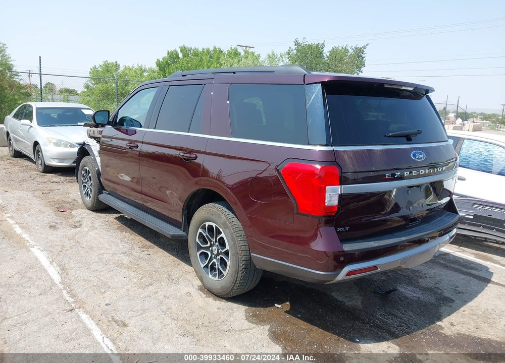 2024 FORD EXPEDITION XLT VIN: 1FMJU1H86REA29300