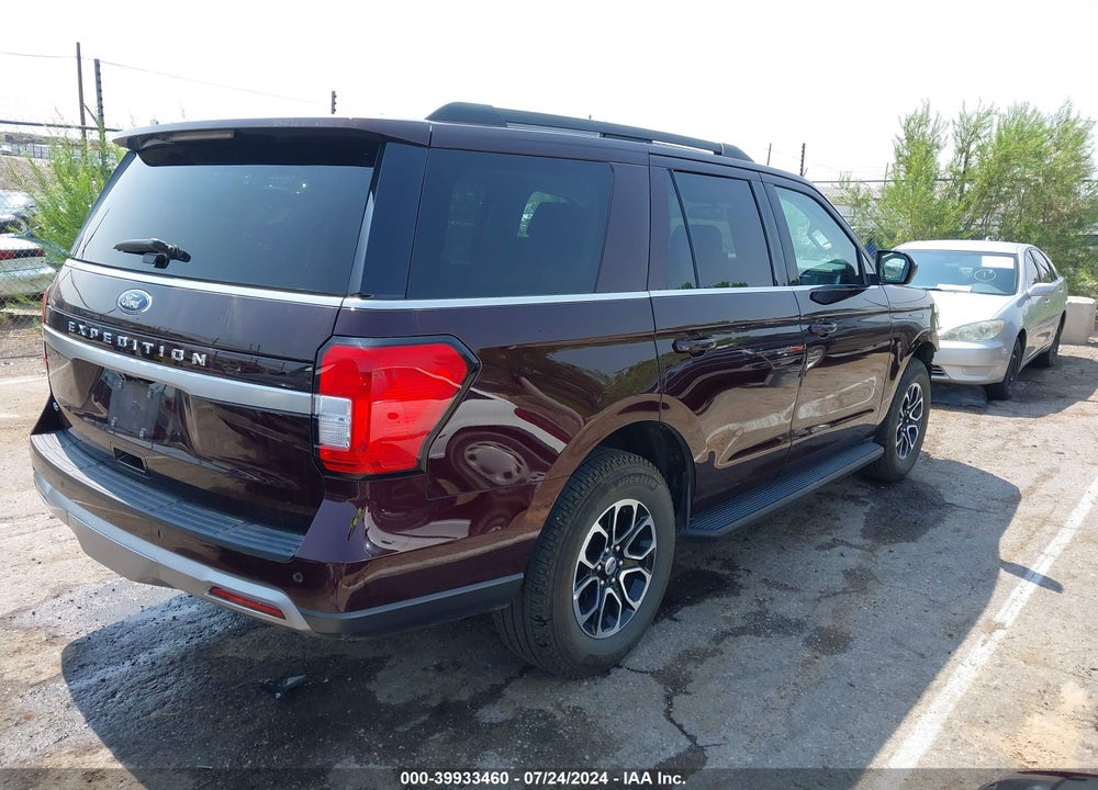 2024 FORD EXPEDITION XLT VIN: 1FMJU1H86REA29300