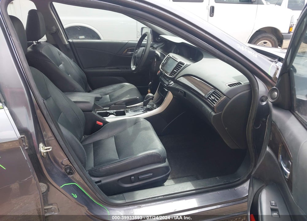 2016 HONDA ACCORD EX-L V-6 VIN: 1HGCR3F87GA032709