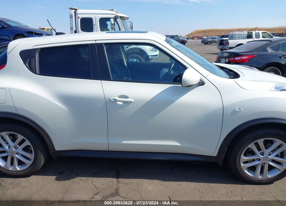 2011 NISSAN JUKE SV VIN: JN8AF5MR3BT000282