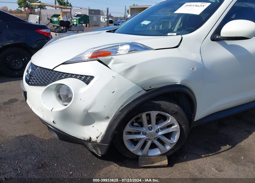 2011 NISSAN JUKE SV VIN: JN8AF5MR3BT000282