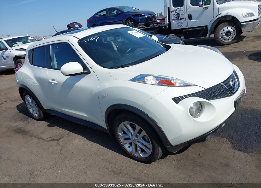 2011 NISSAN JUKE SV VIN: JN8AF5MR3BT000282