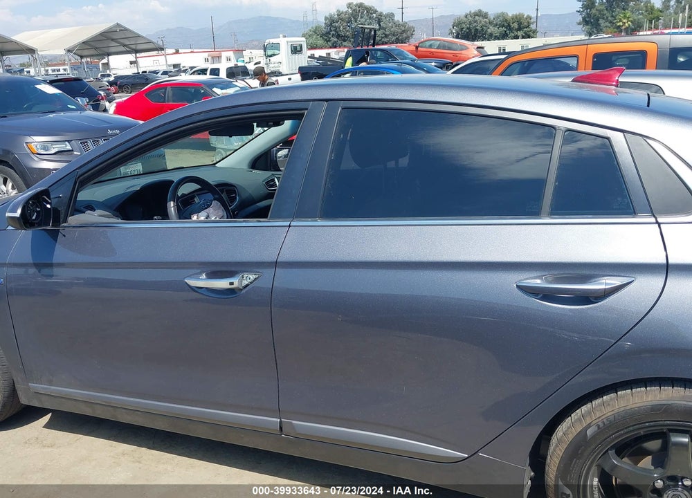 2018 HYUNDAI IONIQ PLUG-IN HYBRID LIMITED VIN: KMHC75LDXJU075878