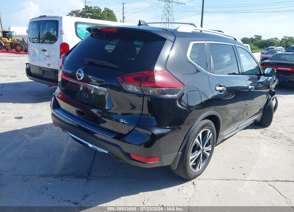 2018 NISSAN ROGUE SL VIN: 5N1AT2MT5JC838354