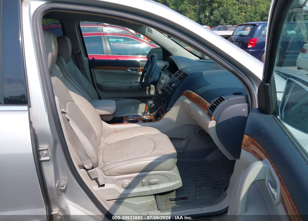 2009 SATURN OUTLOOK XR VIN: 5GZEV23D29J172358