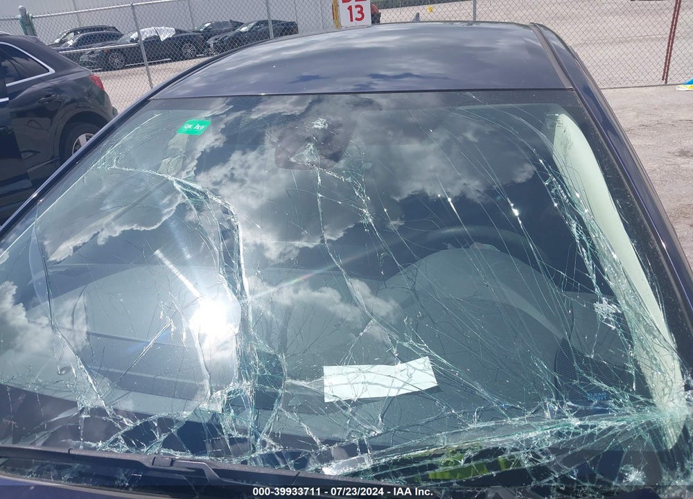 2021 TOYOTA COROLLA LE VIN: JTDEPMAE8MJ173316
