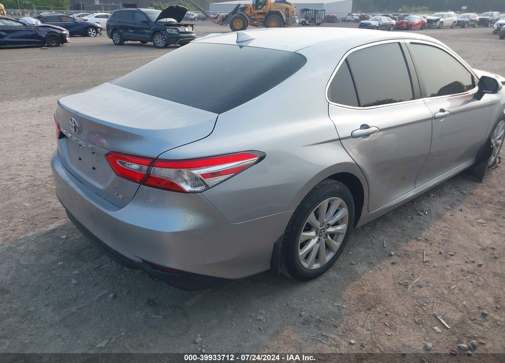 2020 TOYOTA CAMRY LE VIN: 4T1C11AK7LU913007
