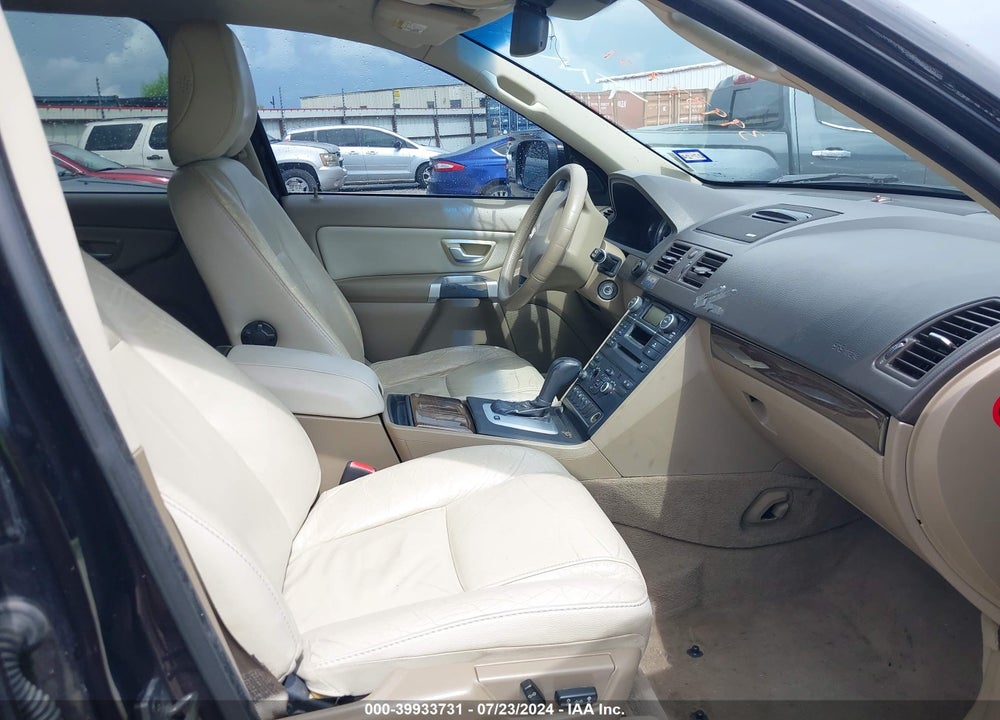 2011 VOLVO XC90 3.2 VIN: YV4952CYXB1579496