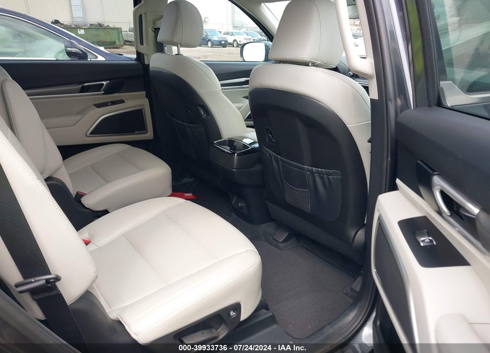 2020 KIA TELLURIDE S VIN: 5XYP6DHC5LG023128