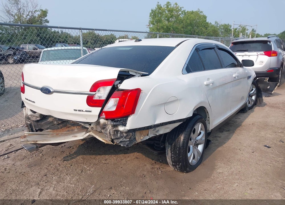 2010 FORD TAURUS SEL VIN: 1FAHP2EW8AG152369