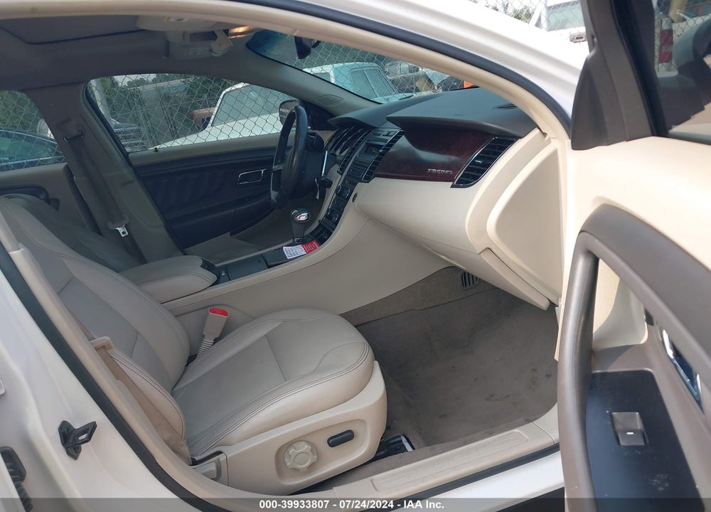 2010 FORD TAURUS SEL VIN: 1FAHP2EW8AG152369