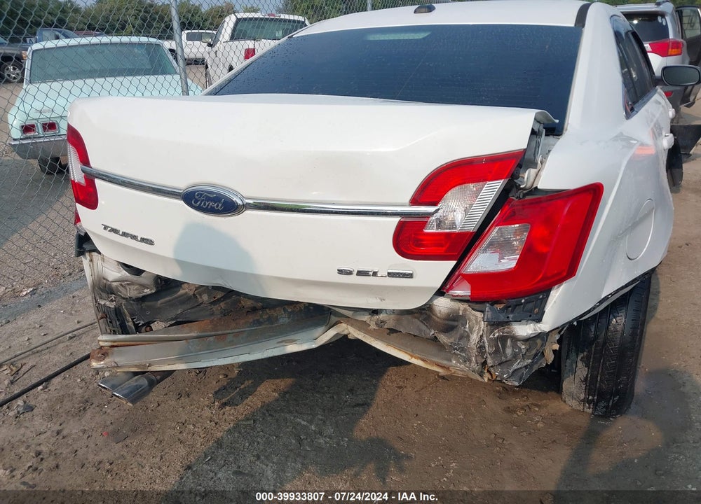 2010 FORD TAURUS SEL VIN: 1FAHP2EW8AG152369