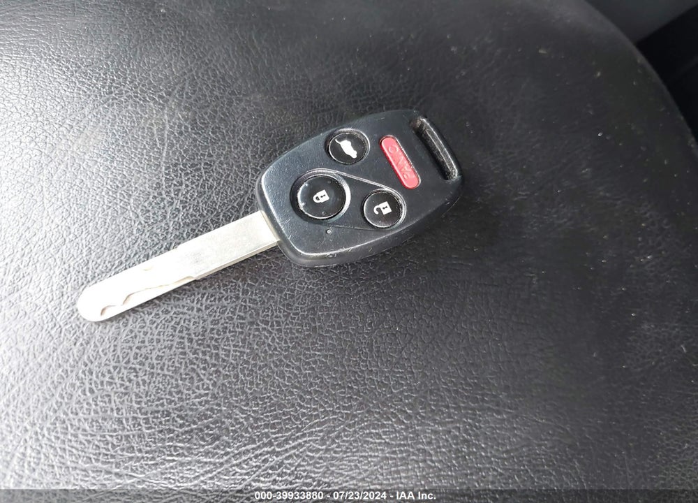 2010 HONDA PILOT EX-L VIN: 5FNYF3H60AB008355