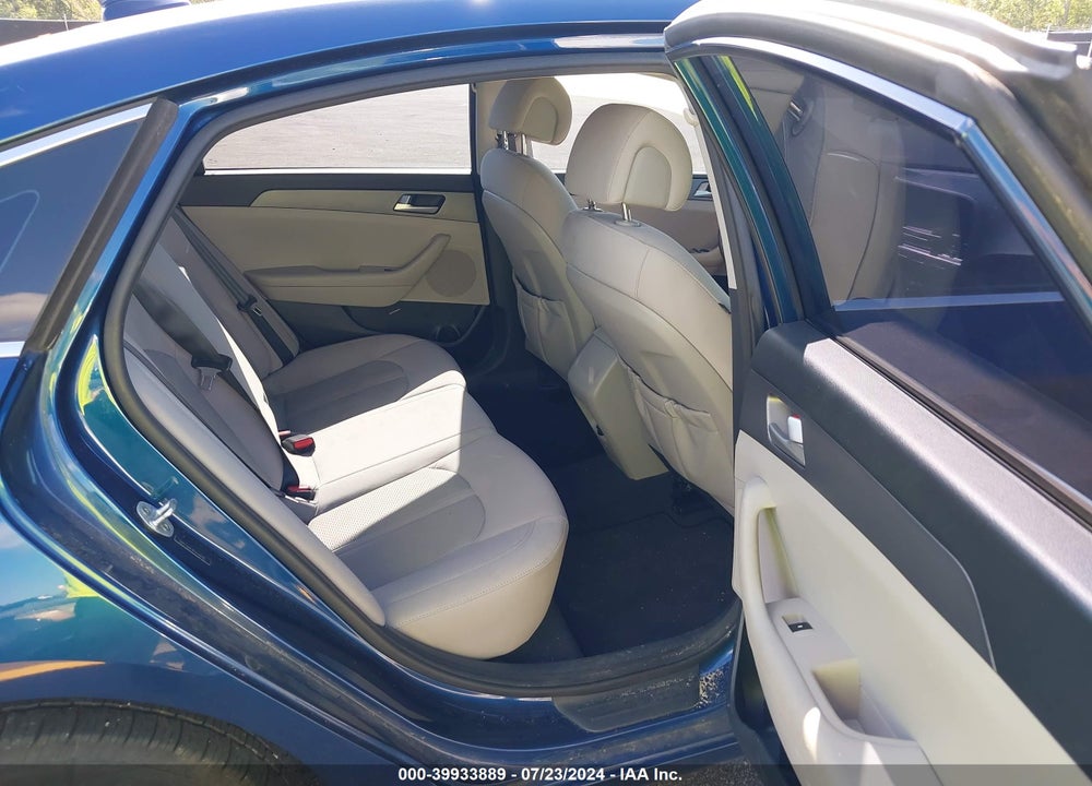 2015 HYUNDAI SONATA SE VIN: 5NPE24AF4FH140140
