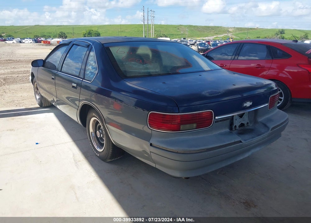 1995 CHEVROLET CAPRICE / IMPALA CLASSIC SS VIN: 1G1BL52P6SR181278