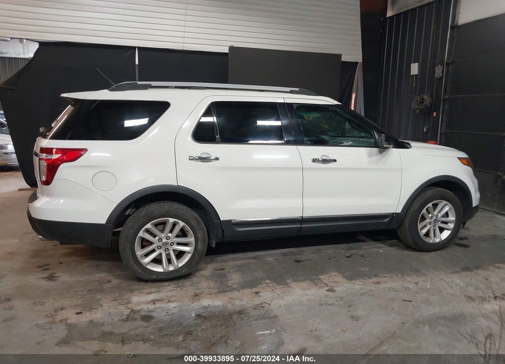 2011 FORD EXPLORER XLT VIN: 1FMHK8D86BGA44781