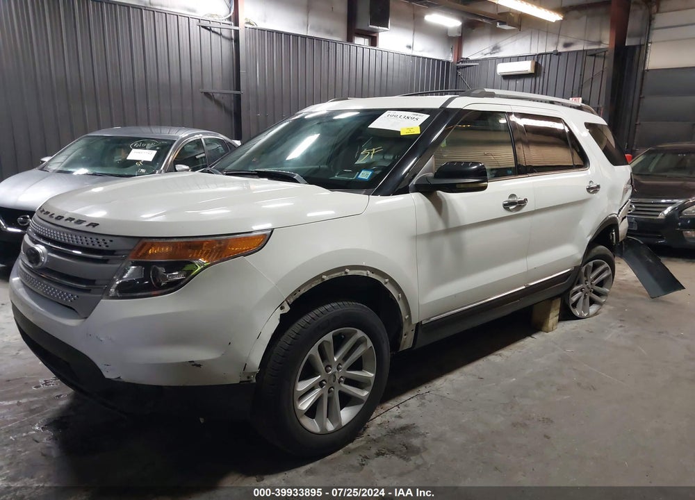 2011 FORD EXPLORER XLT VIN: 1FMHK8D86BGA44781