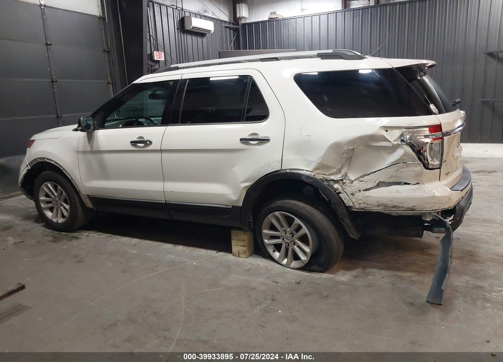 2011 FORD EXPLORER XLT VIN: 1FMHK8D86BGA44781
