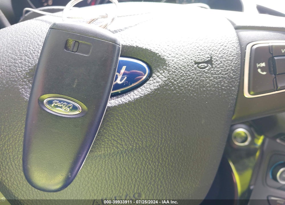2019 FORD ESCAPE SEL VIN: 1FMCU0HD5KUA01838