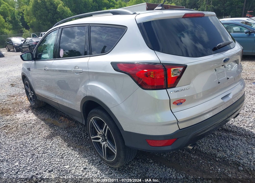 2019 FORD ESCAPE SEL VIN: 1FMCU0HD5KUA01838