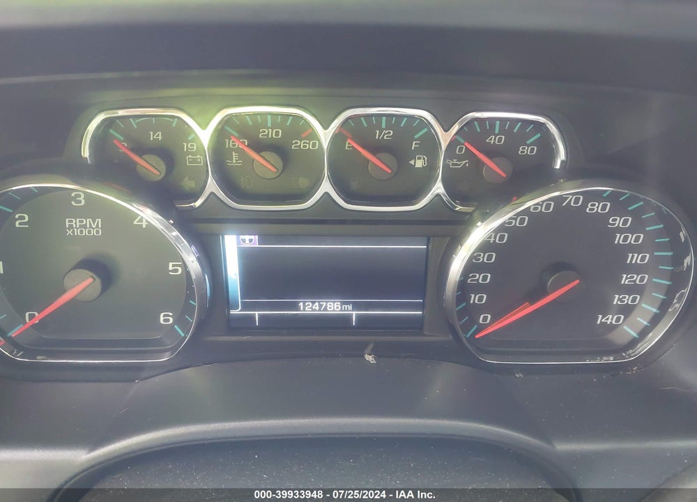 2018 CHEVROLET SILVERADO 1500 LT VIN: 1GCRCREC5JZ143321