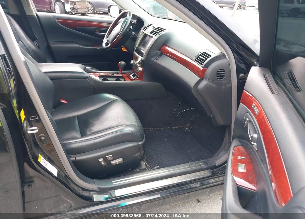 2012 LEXUS LS 460 VIN: JTHCL5EF5C5012696