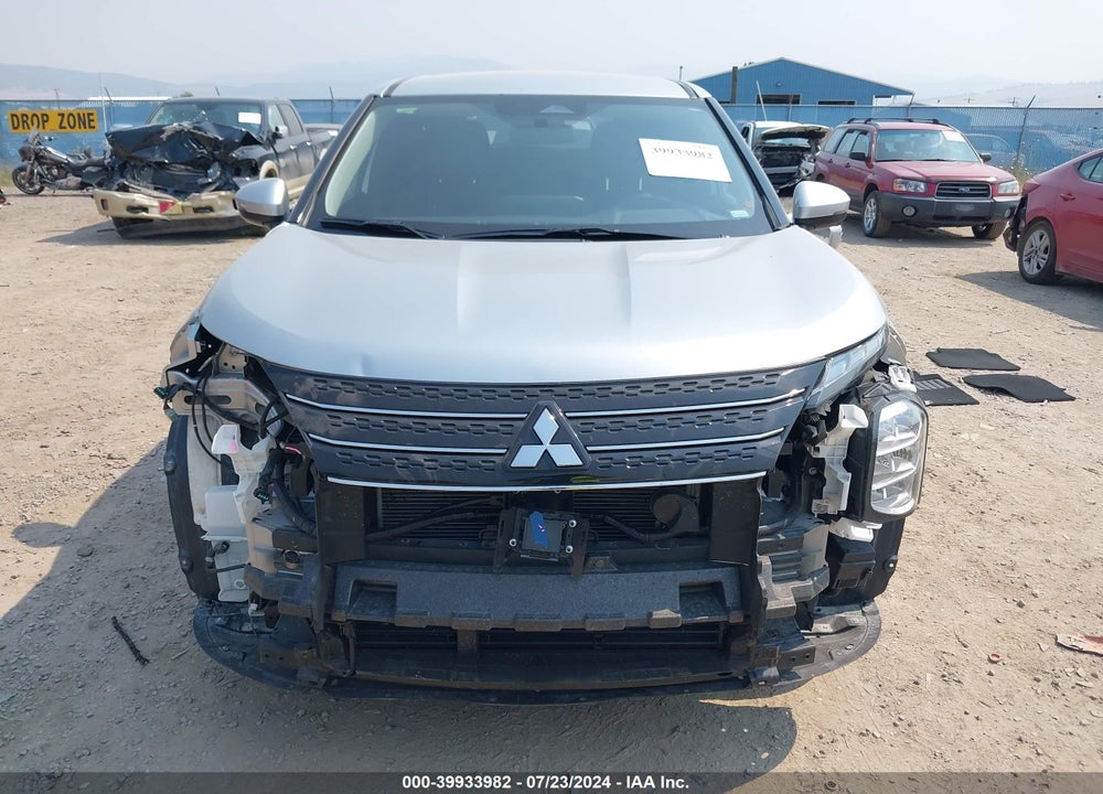 2024 MITSUBISHI OUTLANDER SE 2.5 2WD/SE BLACK EDITION S-AWC/SE BLACK EDITION W/PANO ROOF VIN: JA4J3VA8XRZ037640