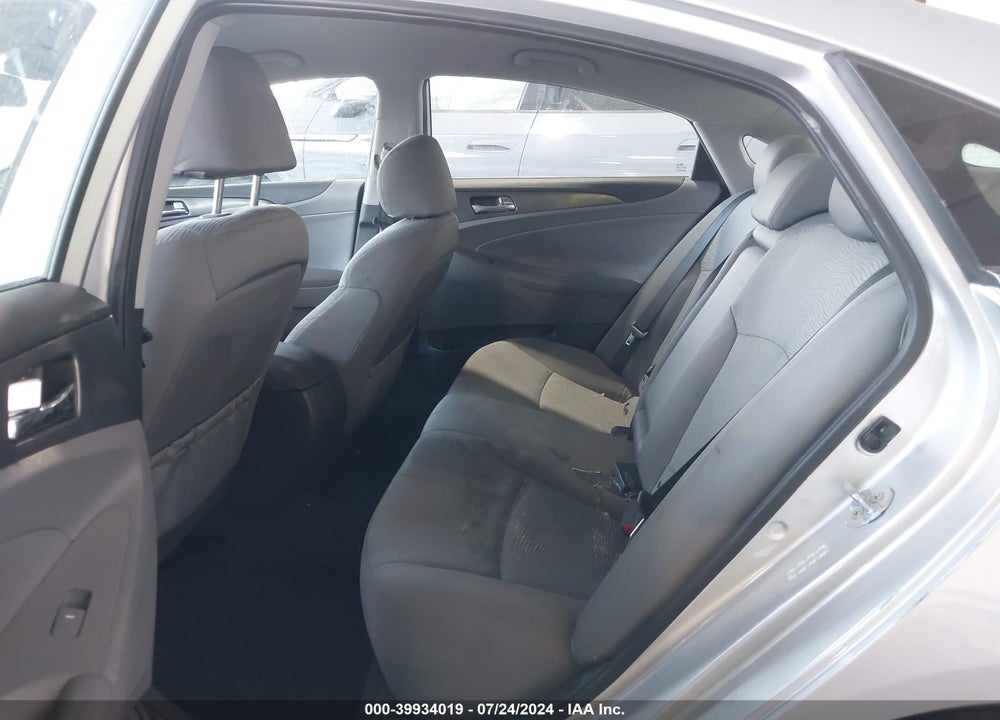 2015 HYUNDAI SONATA HYBRID VIN: KMHEC4A49FA134445