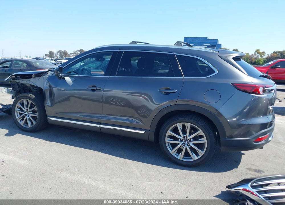 2018 MAZDA CX-9 SIGNATURE VIN: JM3TCBEY1J0233313