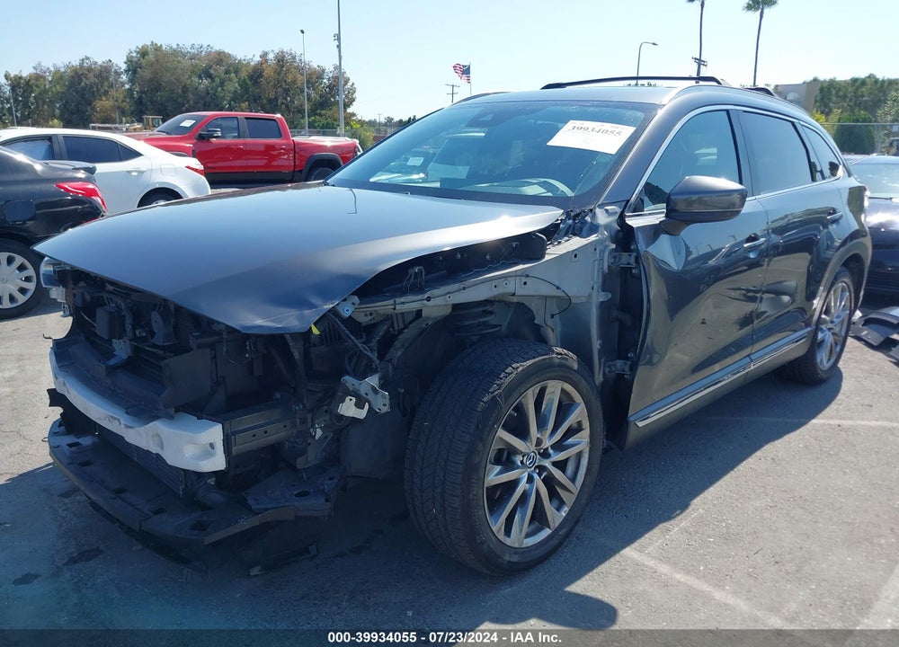 2018 MAZDA CX-9 SIGNATURE VIN: JM3TCBEY1J0233313