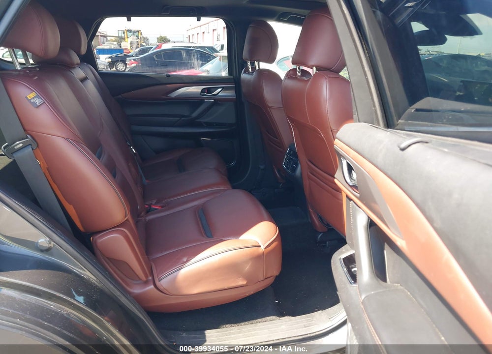 2018 MAZDA CX-9 SIGNATURE VIN: JM3TCBEY1J0233313