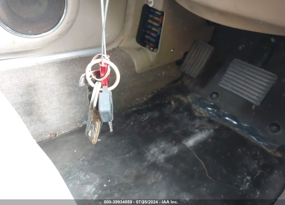 1988 JAGUAR VANDENPLAS VIN: SAJKV1649JC521407