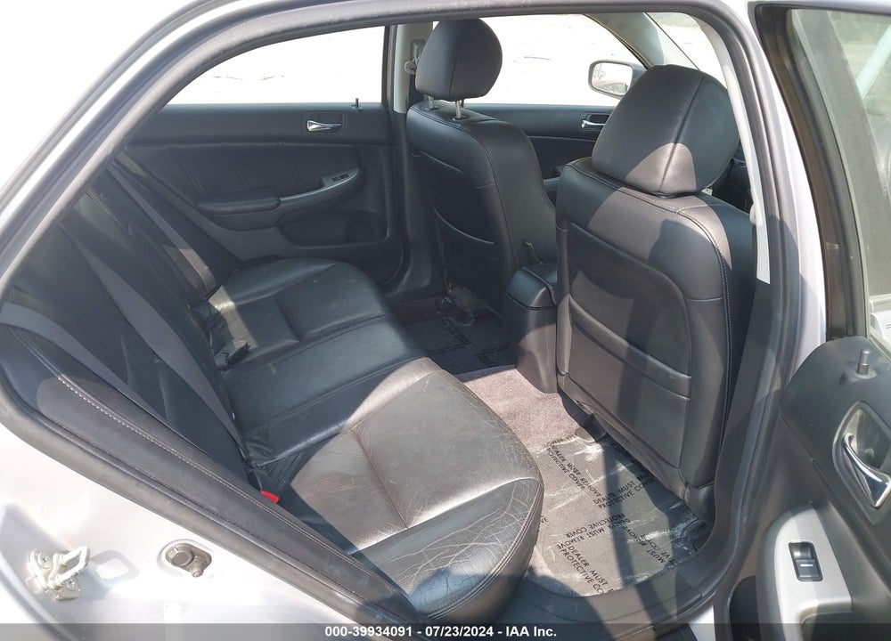 2004 HONDA ACCORD 2.4 EX VIN: 1HGCM56824A036155