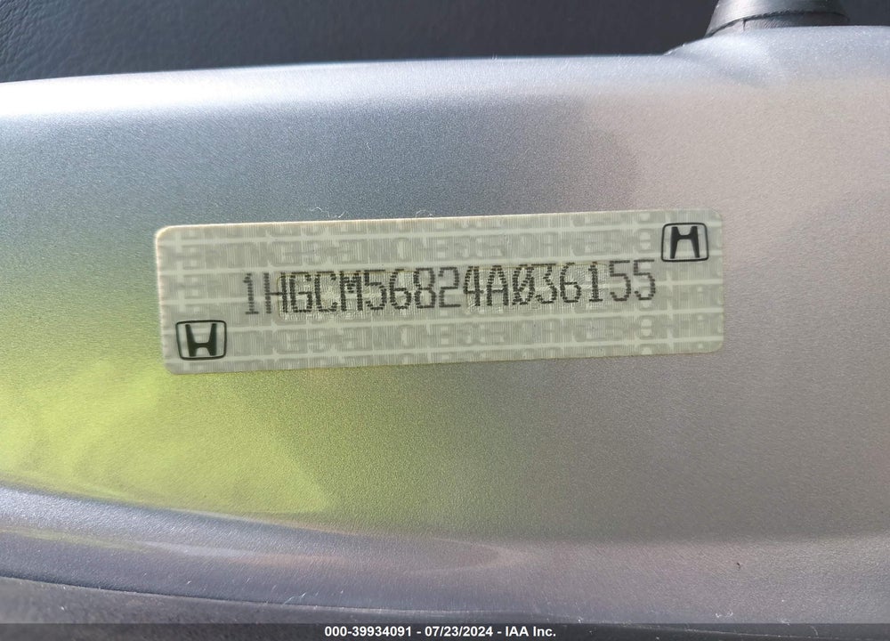 2004 HONDA ACCORD 2.4 EX VIN: 1HGCM56824A036155