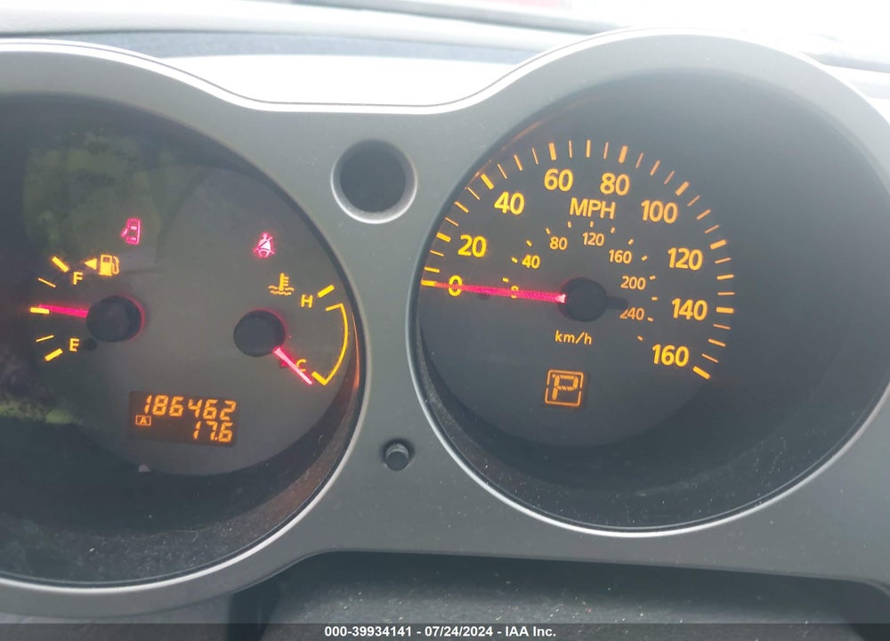 2004 NISSAN MAXIMA 3.5 SE VIN: 1N4BA41E44C837741