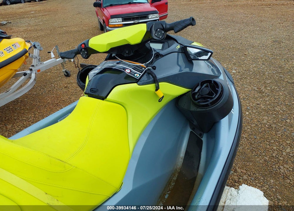 2021 SEA DOO GTI VIN: YDV97004F121
