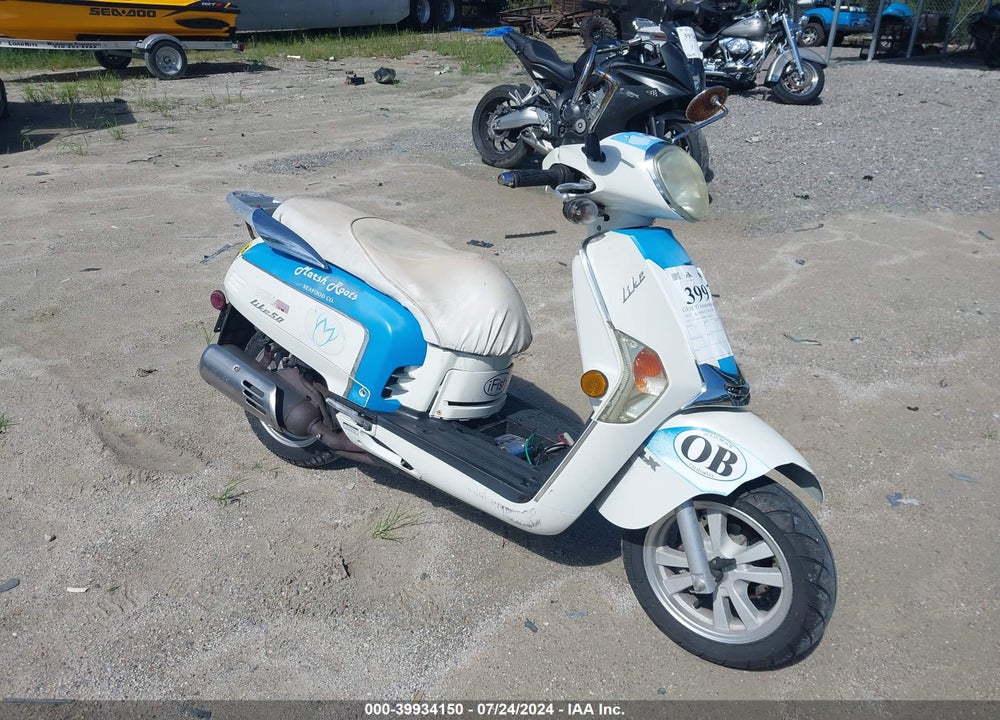 2012 KYMCO USA INC LIKE 50 VIN: LC2D1A048CC100449