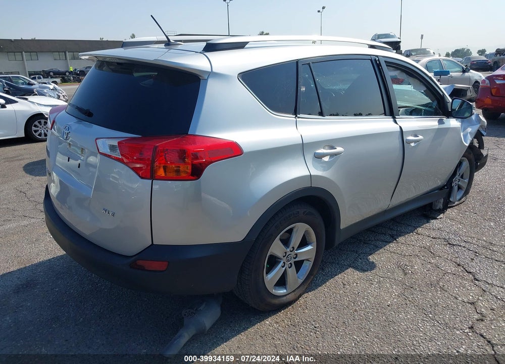 2015 TOYOTA RAV4 VIN: 2T3WFREVXFW140370