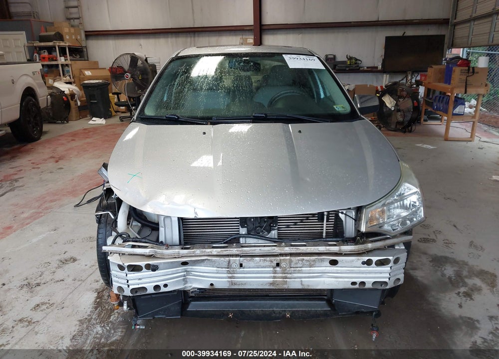 2011 FORD FOCUS SEL VIN: 1FAHP3HN1BW124994