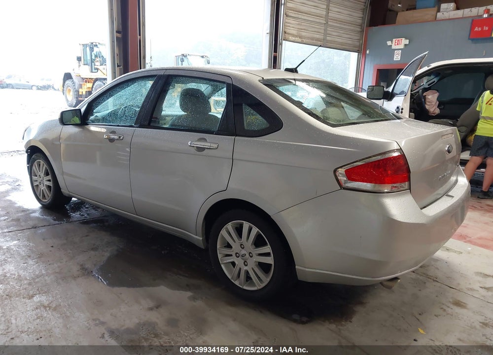 2011 FORD FOCUS SEL VIN: 1FAHP3HN1BW124994