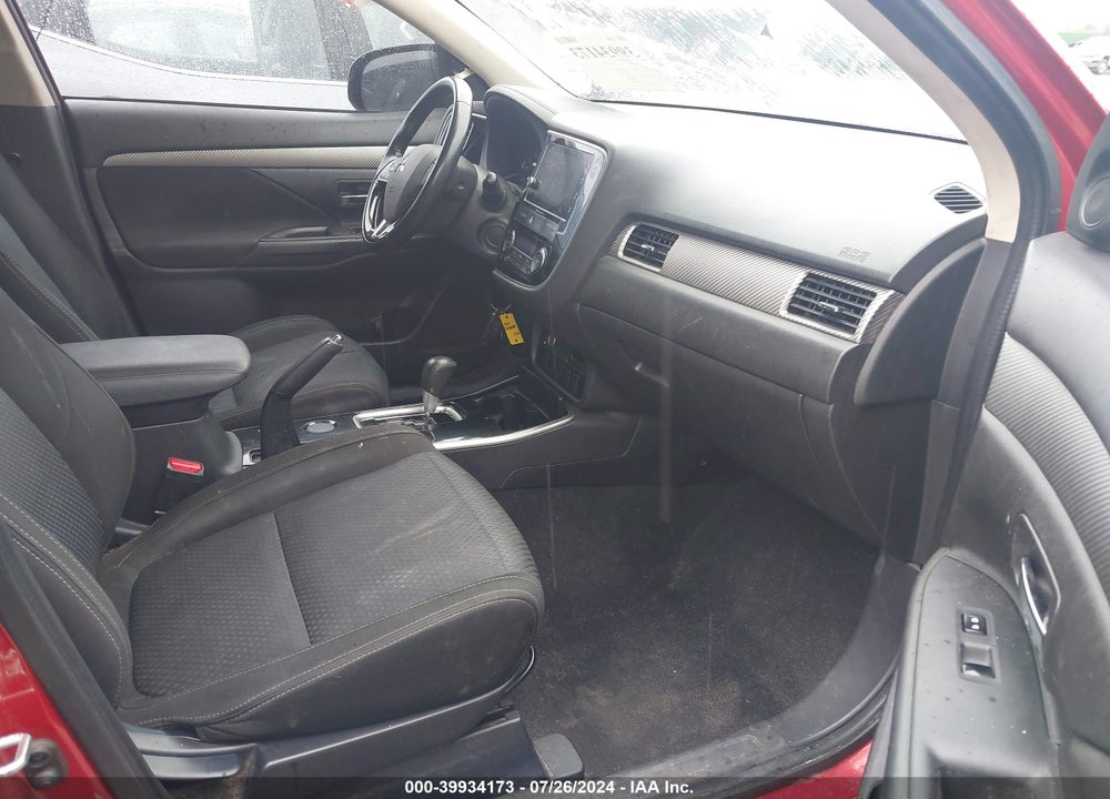 2017 MITSUBISHI OUTLANDER SE VIN: JA4AD3A36HZ022640