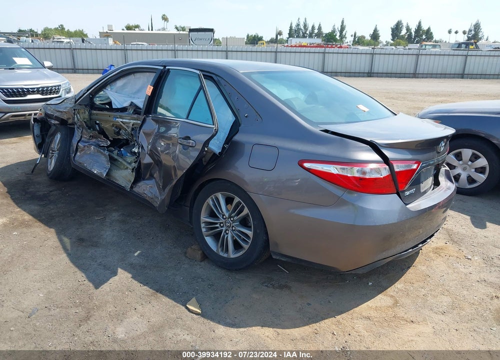 2017 TOYOTA CAMRY SE VIN: 4T1BF1FK9HU385385