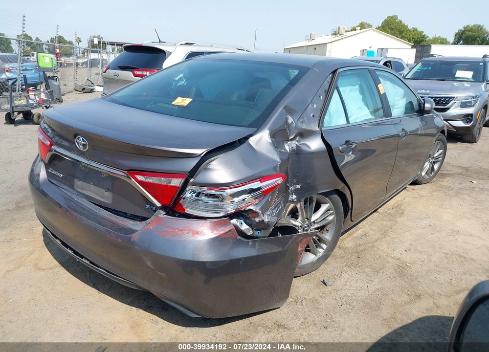 2017 TOYOTA CAMRY SE VIN: 4T1BF1FK9HU385385